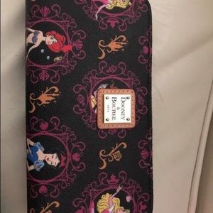 2017 Disney Dooney Princess half marathon wallet
